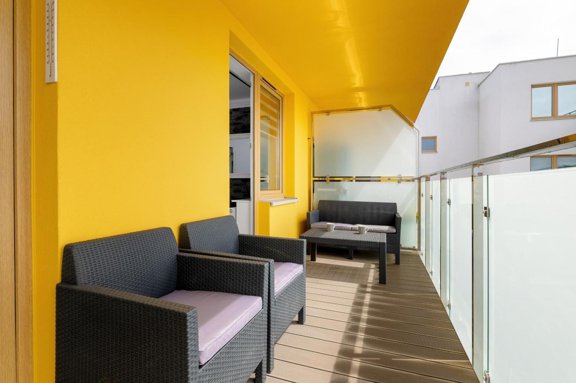 Jantar Apartamenty - Miodowy Dom City Center 코워브제크 외부 사진